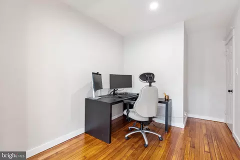 2426 4th St NE, Washington, DC 20002 photo 25