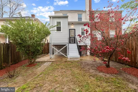 Exterior - 2802 Bruce Pl SE, Washington, DC 20020 photo 4 of 6