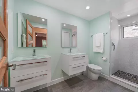 5320 29th St NW, Washington, DC 20015 photo 26