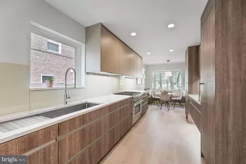 5320 29th St NW, Washington, DC 20015 photo 16