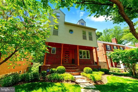5320 29th St NW, Washington, DC 20015 photo 50