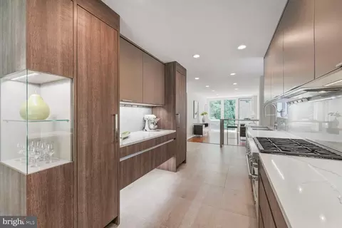 5320 29th St NW, Washington, DC 20015 photo 14
