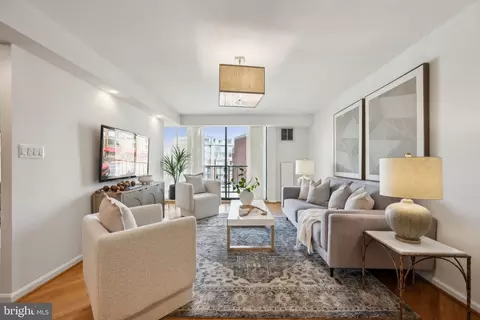 2555 Pennsylvania Ave NW #918, Washington, DC 20037