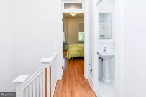 1432 C St SE, Washington, DC 20003 photo 31