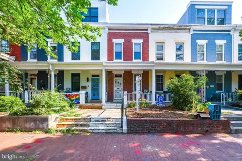 1432 C St SE, Washington, DC 20003