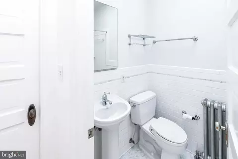 1432 C St SE, Washington, DC 20003 photo 22