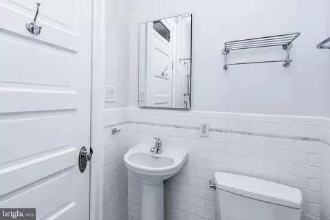 1432 C St SE, Washington, DC 20003 photo 26