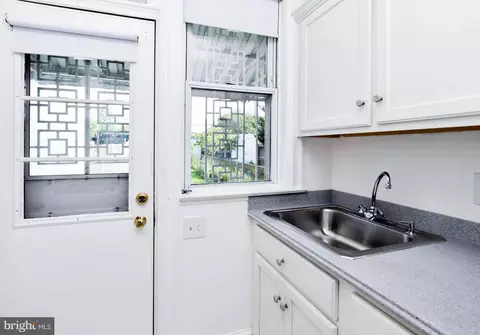 1432 C St SE, Washington, DC 20003 photo 18