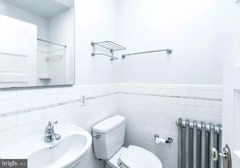 1432 C St SE, Washington, DC 20003 photo 23