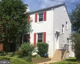 5323 42nd St NW, Washington, DC 20015