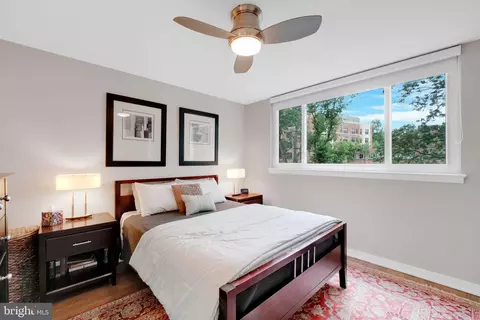1717 Harvard St NW, Washington, DC 20009 photo 25
