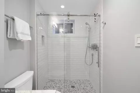 1717 Harvard St NW, Washington, DC 20009 photo 11
