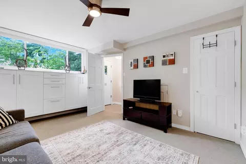 1717 Harvard St NW, Washington, DC 20009 photo 7