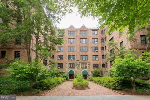 3900 Connecticut Ave NW #306-F, Washington, DC 20008