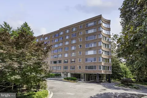 4200 Cathedral Ave NW #615, Washington, DC 20016