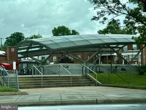 Exterior - 4212 Benning Rd NE #6, Washington, DC 20019 photo 4 of 4