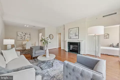 2600 Pennsylvania Ave NW #3A, Washington, DC 20037