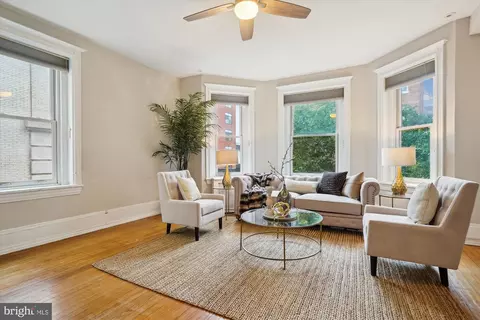 1419 R St NW #20, Washington, DC 20009