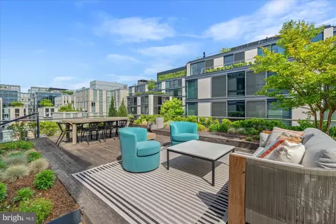 925 H St NW #810, Washington, DC 20001