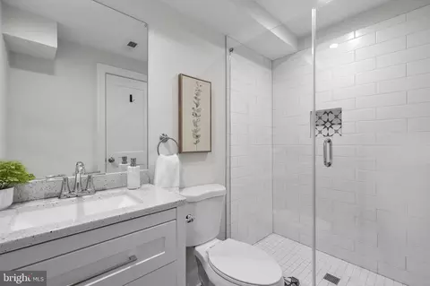 123 13th St SE, Washington, DC 20003 photo 44
