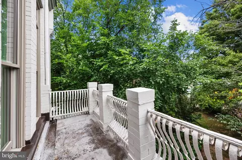 123 13th St SE, Washington, DC 20003 photo 32