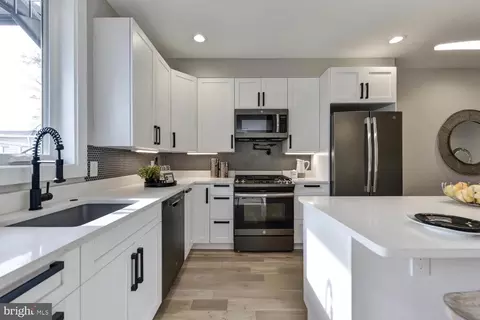 113 U St NE #1, Washington, DC 20002 photo 17