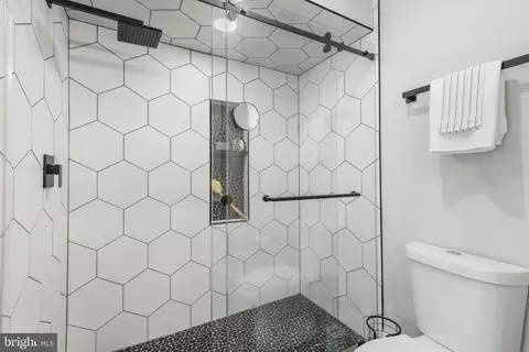 113 U St NE #1, Washington, DC 20002 photo 41