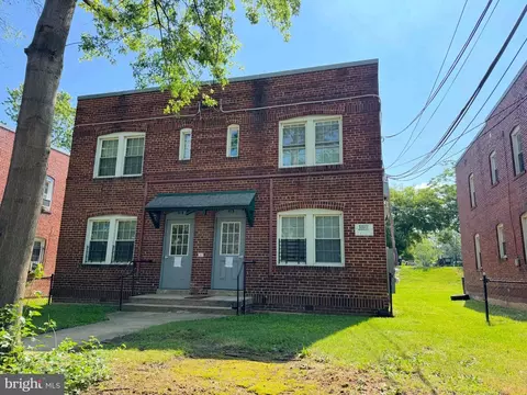 513 45th St NE, Washington, DC 20019
