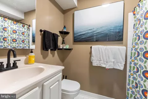 Bath - 621 5th St NE, Washington, DC 20002 photo 4 of 5