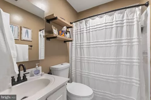 Bath - 621 5th St NE, Washington, DC 20002 photo 5 of 5