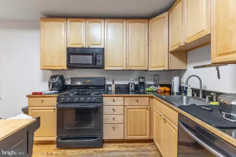 Kitchen - 621 5th St NE, Washington, DC 20002 photo 1 of 2