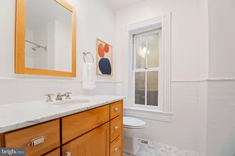 429 3rd St NE, Washington, DC 20002 photo 32