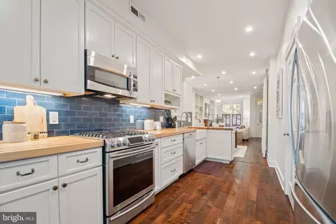 429 3rd St NE, Washington, DC 20002 photo 16