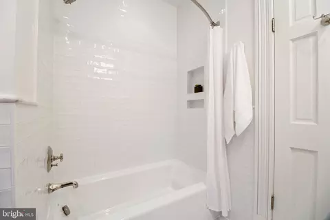 429 3rd St NE, Washington, DC 20002 photo 33