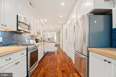 429 3rd St NE, Washington, DC 20002 photo 17