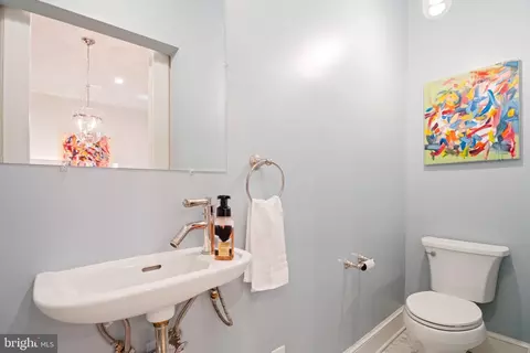429 3rd St NE, Washington, DC 20002 photo 20