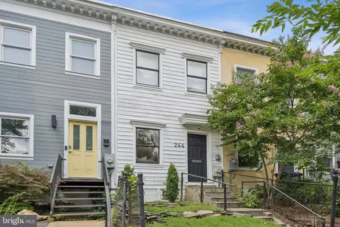 244 10th St NE, Washington, DC 20002 photo 1