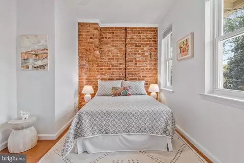 Bedroom - 1221 Duncan Pl NE, Washington, DC 20002 photo 4 of 6