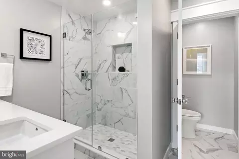 414 D St SE #A, Washington, DC 20003 photo 20