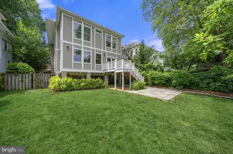 2811 35th St NW, Washington, DC 20007 photo 27