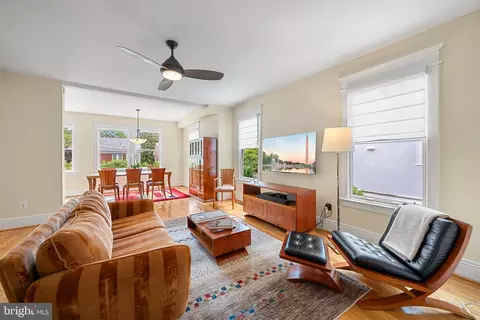 2811 35th St NW, Washington, DC 20007 photo 7