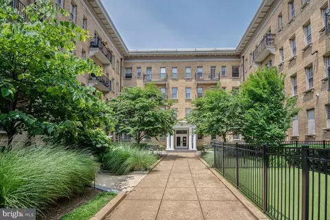 1401 Columbia Rd NW #420, Washington, DC 20009