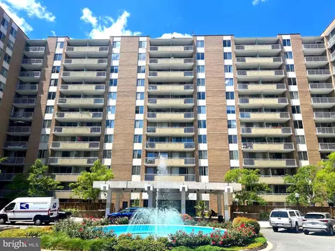 3001 Veazey Ter NW #709, Washington, DC 20008