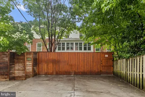 2840 27th St NW, Washington, DC 20008 photo 47