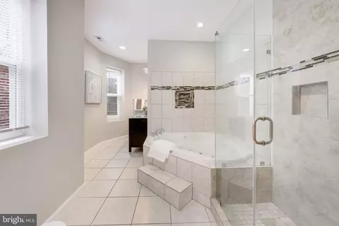 Bath - 27 Todd Pl NE, Washington, DC 20002 photo 1 of 7