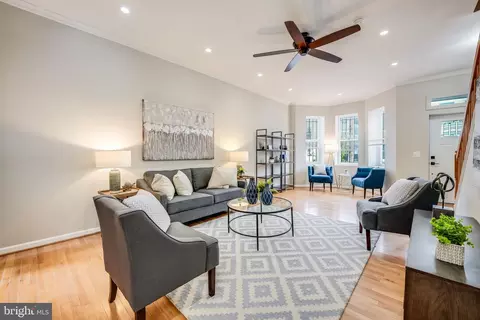 Living - 27 Todd Pl NE, Washington, DC 20002 photo 3 of 7
