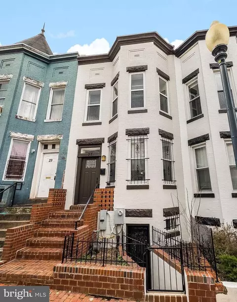 27 Todd Pl NE, Washington, DC 20002