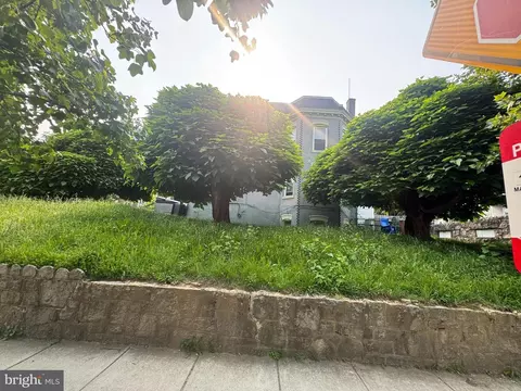 236 Randolph Pl NE, Washington, DC 20002 photo 8