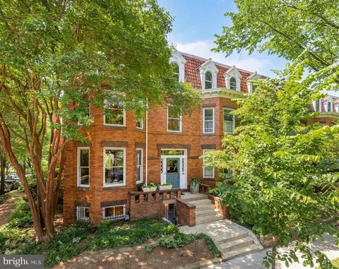 1800 Lamont St NW, Washington, DC 20010
