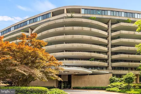 4200 Massachusetts Ave NW #314, Washington, DC 20016